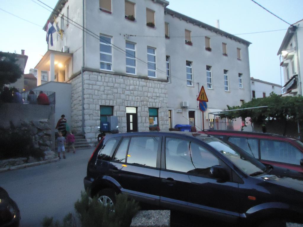 Apartment Filip Vrbnik Εξωτερικό φωτογραφία