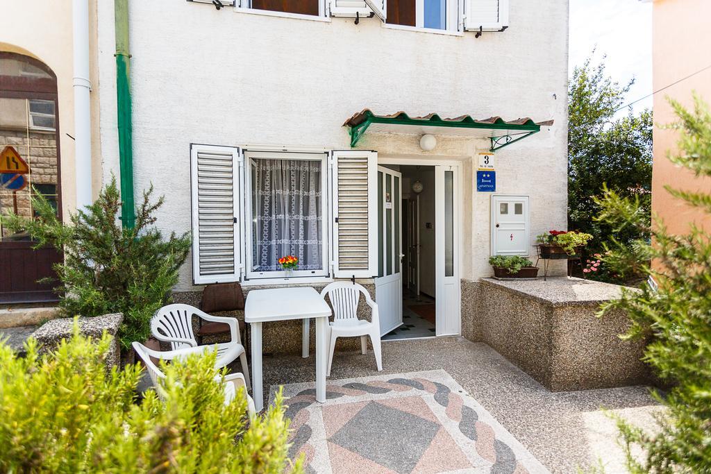 Apartment Filip Vrbnik Εξωτερικό φωτογραφία